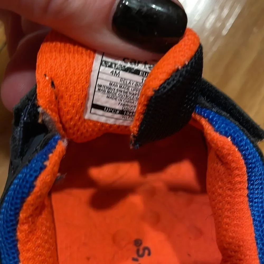 CARTER'S 𝅺carters size 4 baby shoes good condition - Picture 3 of 3